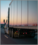 表紙：自動運転トラックの展望：技術、規制、市場情勢